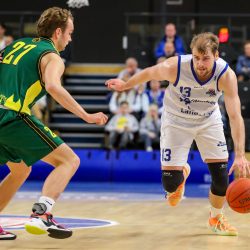 ZWOLLE, NETHERLANDS - NOVEMBER 7: Jens te Velde of The Hague Royals, Dragos Diculescu of Landstede Hammers Zwolle during the BNXT League match between Landstede Hammers and The Hague Royals at Landstede Sportcentrum on November 7, 2021 in Zwolle, Netherlands (Photo by Albert ten Hove/Orange Pictures)