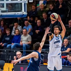 ZWOLLE, NETHERLANDS - APRIL 2: Duja Dukan of Landstede Hammers Zwolle   during the BNXT League Elite Gold match between Landstede Hammers Zwolle and Hubo Limburg at Landstede Sportcentrum on April 2, 2023 in Zwolle, Netherlands (Photo by Kristian Giesen/Orange Pictures)