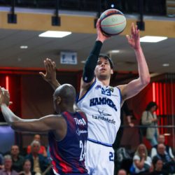 ZWOLLE, NETHERLANDS - MAY 15: Kevin Tumba of RSW Liege Basket, Duje Dukan of Landstede Hammers during the BNXT League match between Landstede Hammers and RSW Liege Basket at Landstede Sportcentrum on May 15, 2023 in Zwolle, Netherlands (Photo by Albert ten Hove/Orange Pictures)